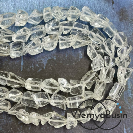 Аква-кварц, необработанный кусочек,  ок. 13-15 мм,  цв.   ПРОЗРАЧНЫЙ    (1/2 нити, ок. 13 шт.)
