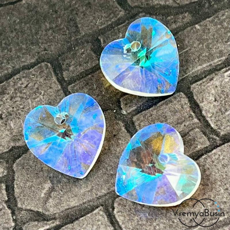 Подвеска Сердце из стекла. Прозрачный с переливом. 14х14 мм