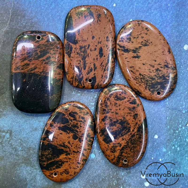 Обсидиан. Крупная подвеска из камня, ок. 35х55 мм (1 шт.)