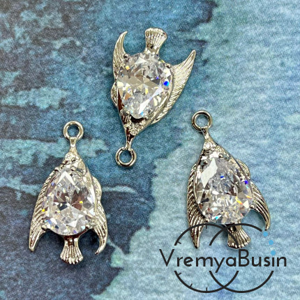 Подвеска  "Рыбка", 22х12 мм, из латуни с родиевым покрытием и граненым стеклом   (1 шт.)