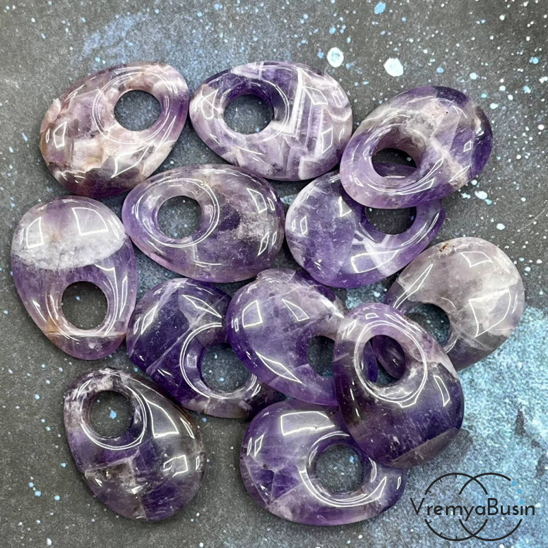 Аметист. Кулон из камня пончик, бублик 18х25х6 мм (1 шт.)