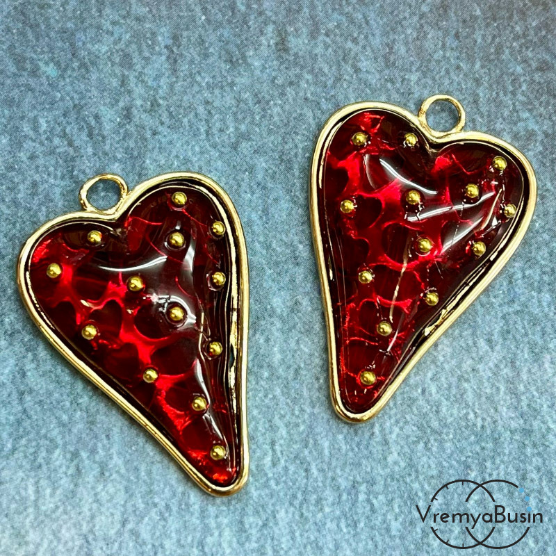 Подвеска с акриловым стеклом «Клубничное сердце», ок. 34х24 мм, цв. красный (1 шт.)’