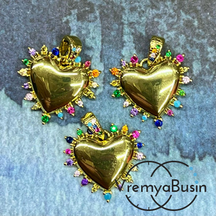 Подвеска  "Сердце в огоньках", 22х20 мм, из латуни с позолотой и цветными фианитами  (1 шт.)