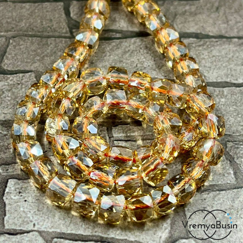 Бусины кубики из граненого стекла с переливом, 6 мм    (упак. 10 шт.)