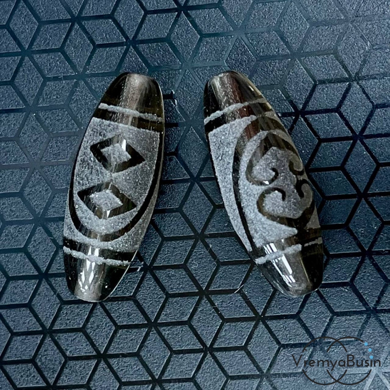 Резная бусина Дзи из раухтопаза, 30х12 мм (1 шт.)