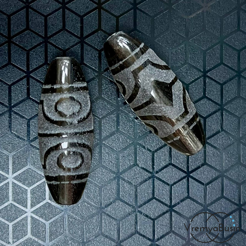 Резная бусина Дзи из раухтопаза "Четыре глаза", 30х12 мм (1 шт.)