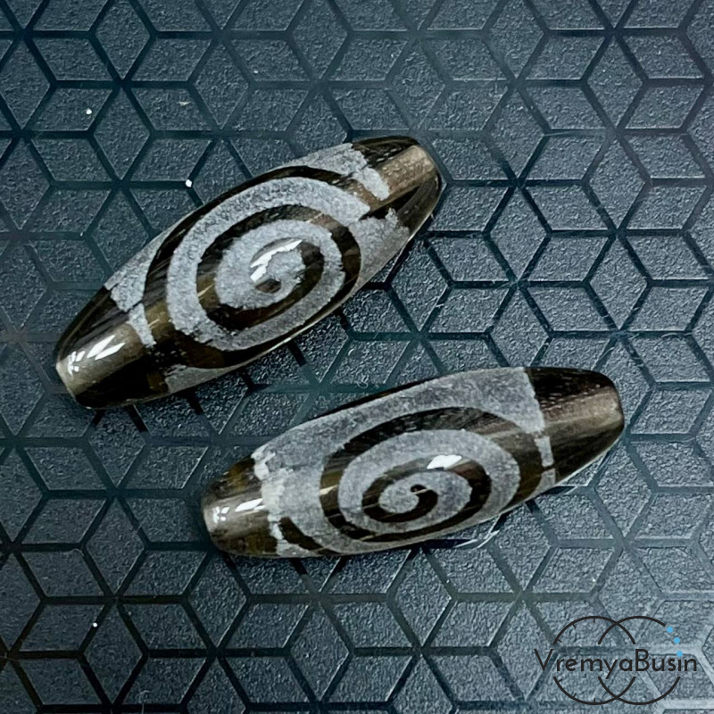 Резная бусина Дзи из раухтопаза "Бесконечность", 30х12 мм (1 шт.)