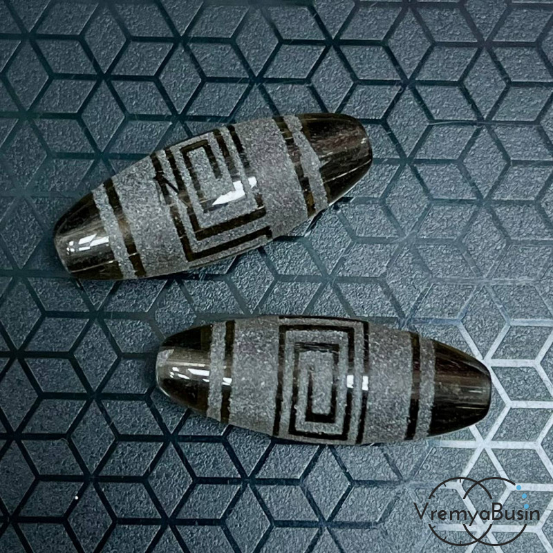 Резная бусина Дзи из раухтопаза "Лабиринт", 30х12 мм (1 шт.)