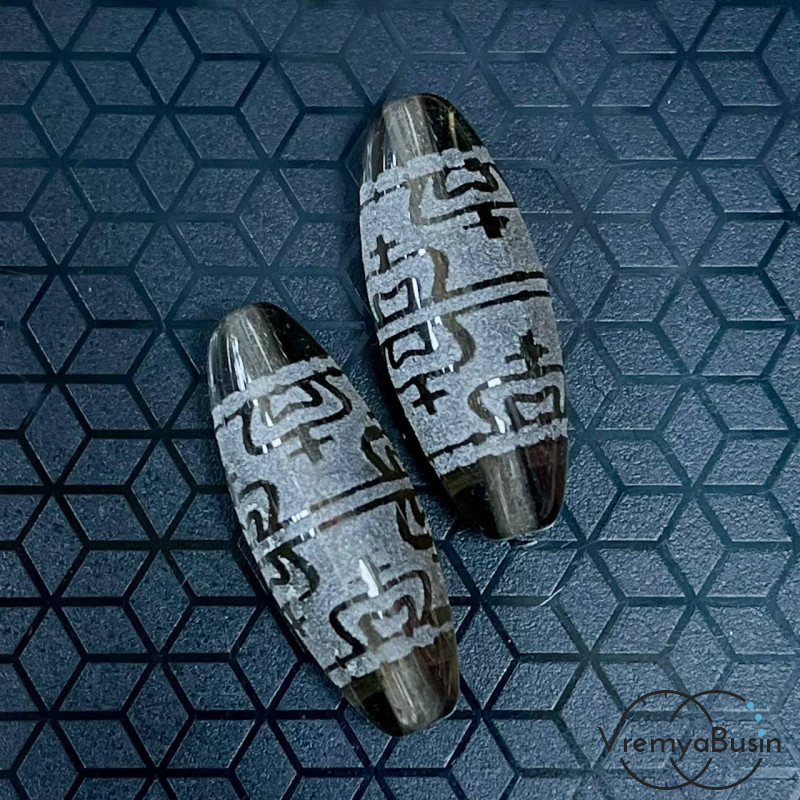 Резная бусина Дзи из раухтопаза "Нектарный сосуд - 8 чаш", 30х12 мм (1 шт.)