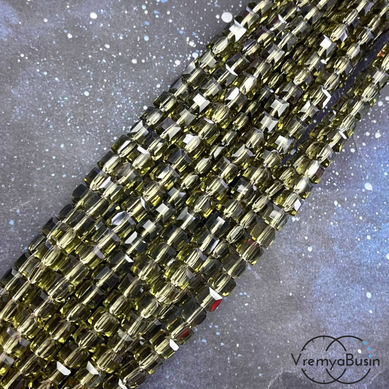 Бусины кубики из граненого стекла, 6 мм, цв. дымчатый  (1/2 нити, ок. 35 шт.)