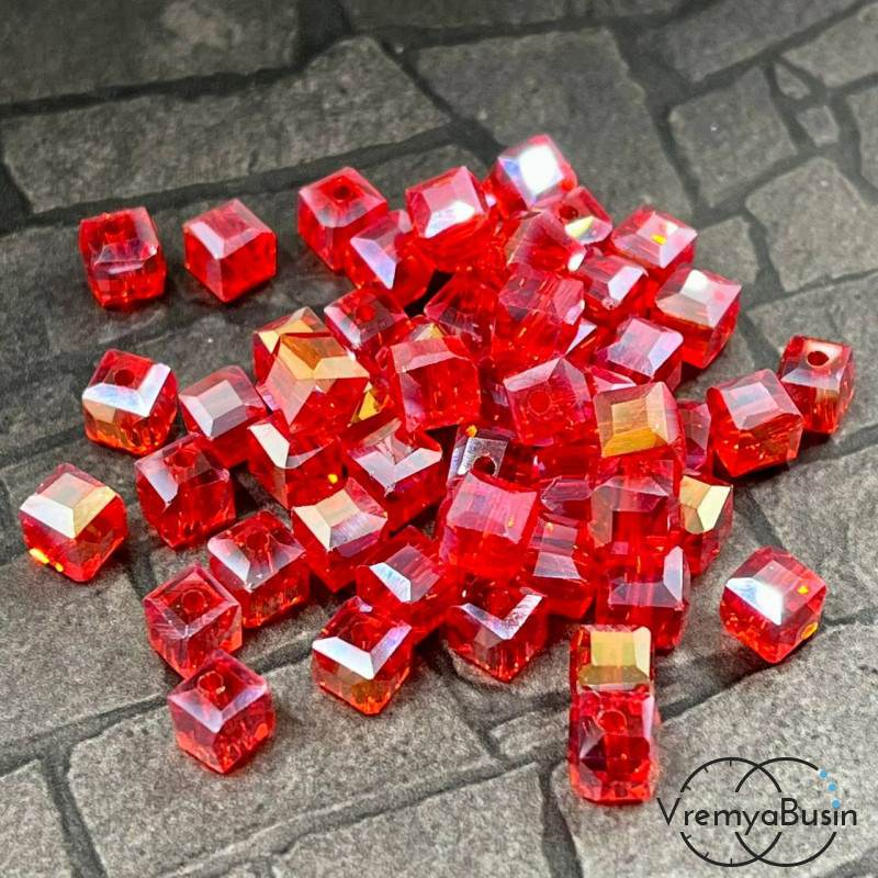 Бусины кубики из граненого стекла, 6 мм, цв. красный с АБ переливом    (упак. 10 шт.)