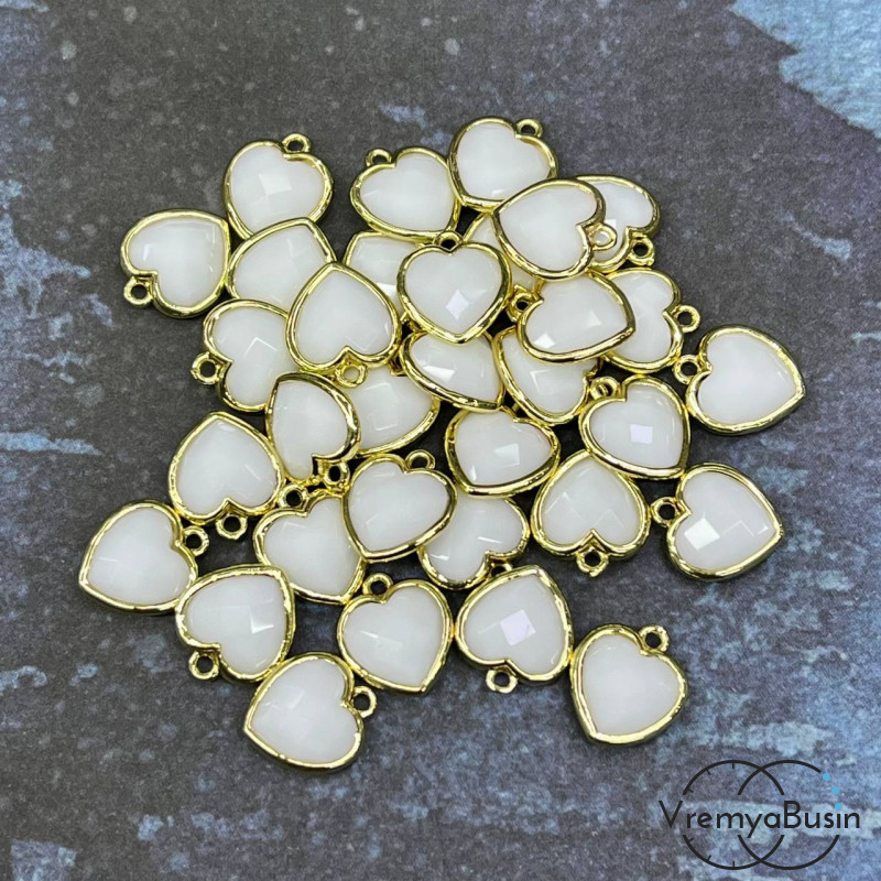 Агат белый. Подвеска сердце 13 мм в оправе цв. золото (1 шт.)