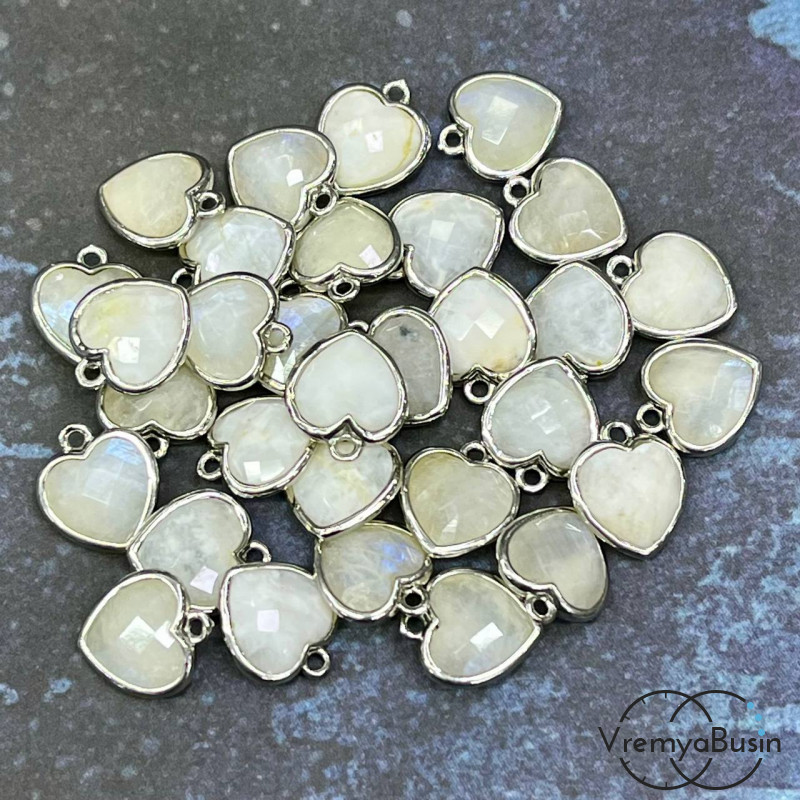 Лунный камень натур. Подвеска сердце 13 мм в оправе цв. родий (1 шт.)