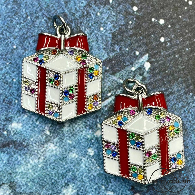 Подвеска "Подарок", 18х15 мм, с эмалью и стразами, латунь с родиевым покрытием  (1 шт.)