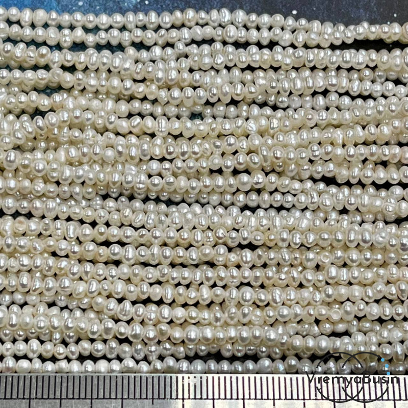 Жемчуг натуральный речной, рондель ок. 3.3х2.5 мм, цв. белый (нить, ок.  35 см.)