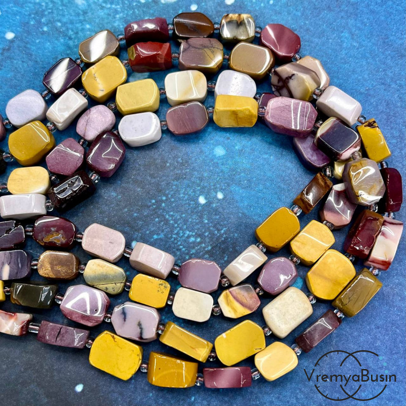 Яшма мукаит.   Овальные плоские бусины, ок. 10х14 мм (нить, ок. 25  шт.)