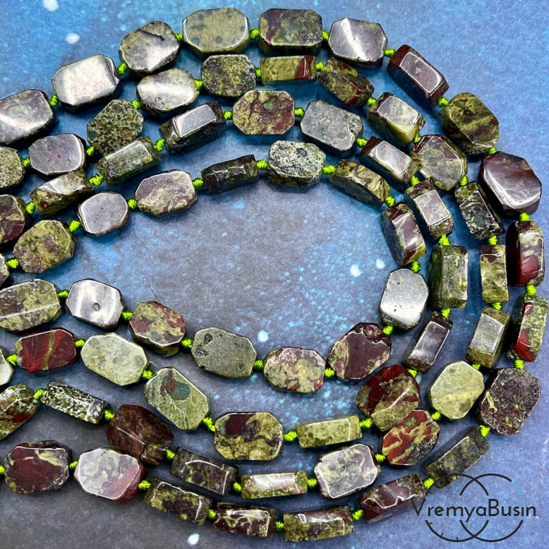 Яшма.   Овальные плоские бусины, ок. 10х14 мм (нить, ок. 25  шт.)