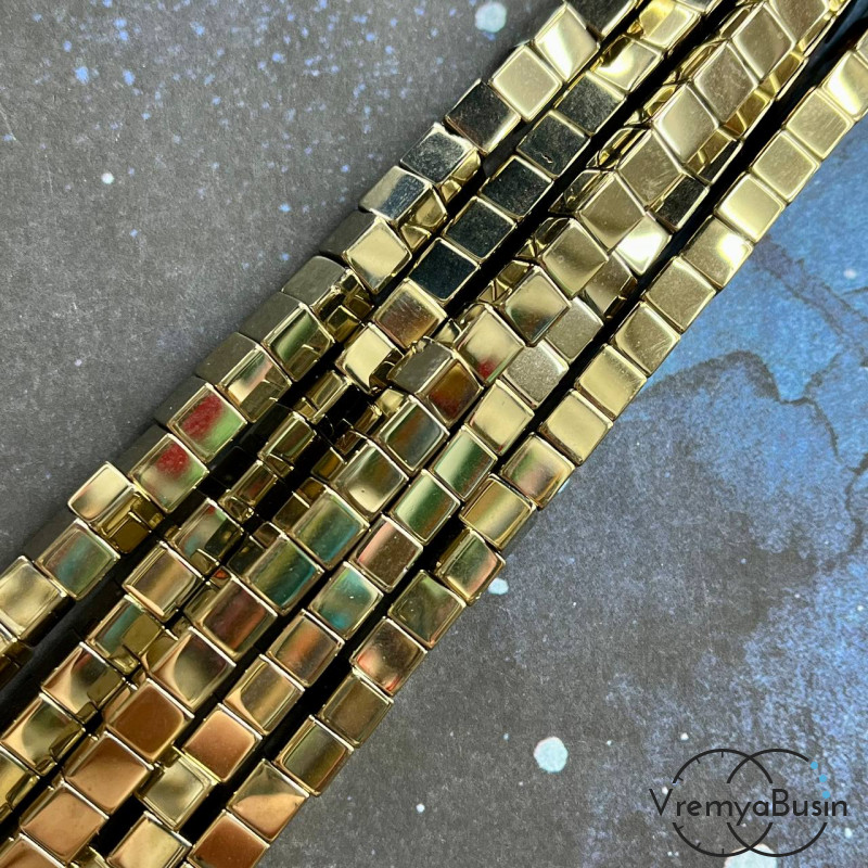 Гематит, кубик 6х6 мм, цв.  золото (1/2 нити, ок.  30 шт.)