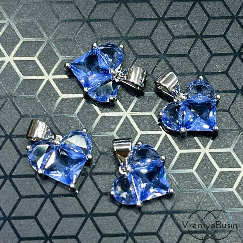 Подвеска с фианитами, сердце 12 мм, латунь с родиевым покрытием  (1 шт.)