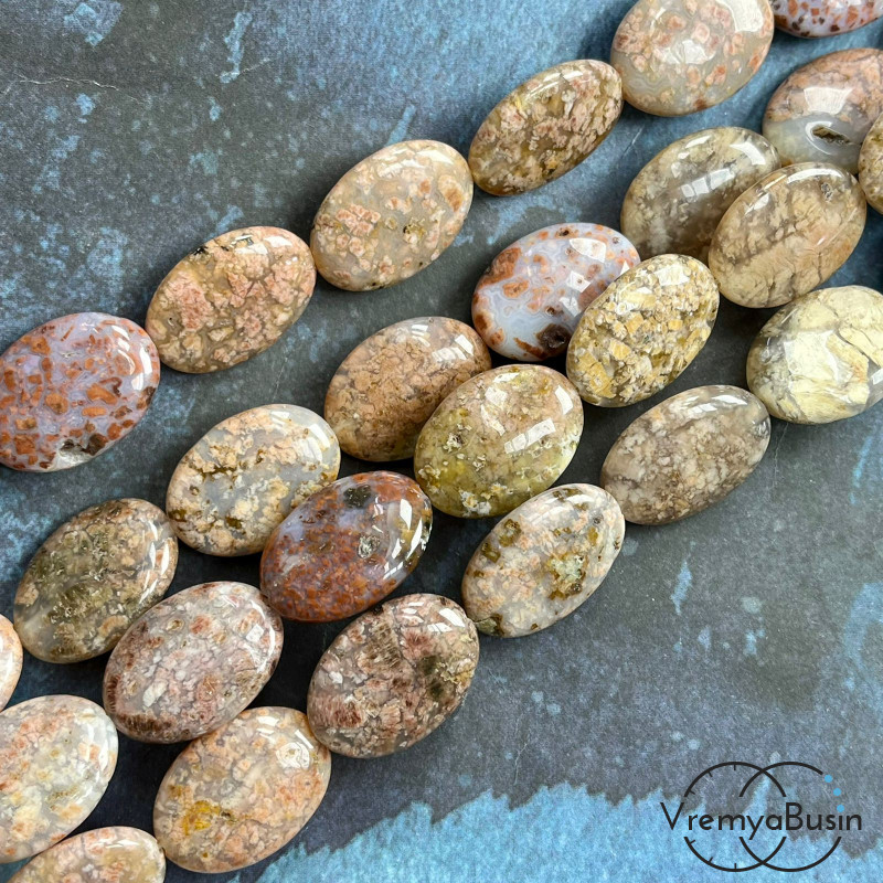 Яшма, бусины овальные плоские ок. 18х25 мм (нить, ок. 16 шт.)