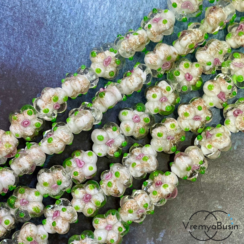 Бусины из стекла лэмпворк, цветочек 14х15х10 мм, цв.   белый  (1/2 нити, ок. 10 шт.)