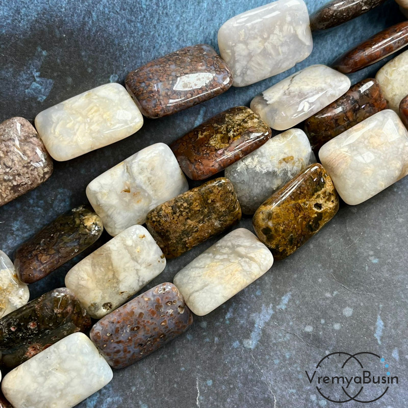 Яшма, бусины плоские прямоугольники ок. 18х25 мм (нить, ок. 16 шт.)