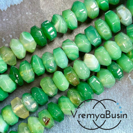 Агат тонир., крупный рондель с гранями, ок. 9х15 (1/2 нити, ок. 20 шт.)