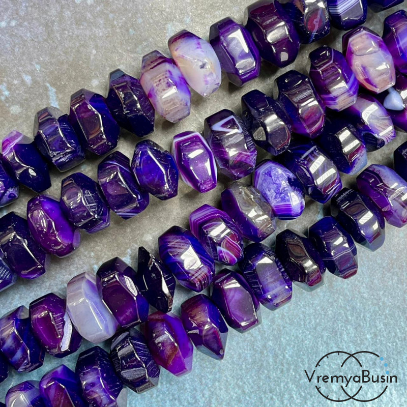 Агат тонир., крупный рондель с гранями, ок. 9х15 (1/2 нити, ок. 20 шт.)