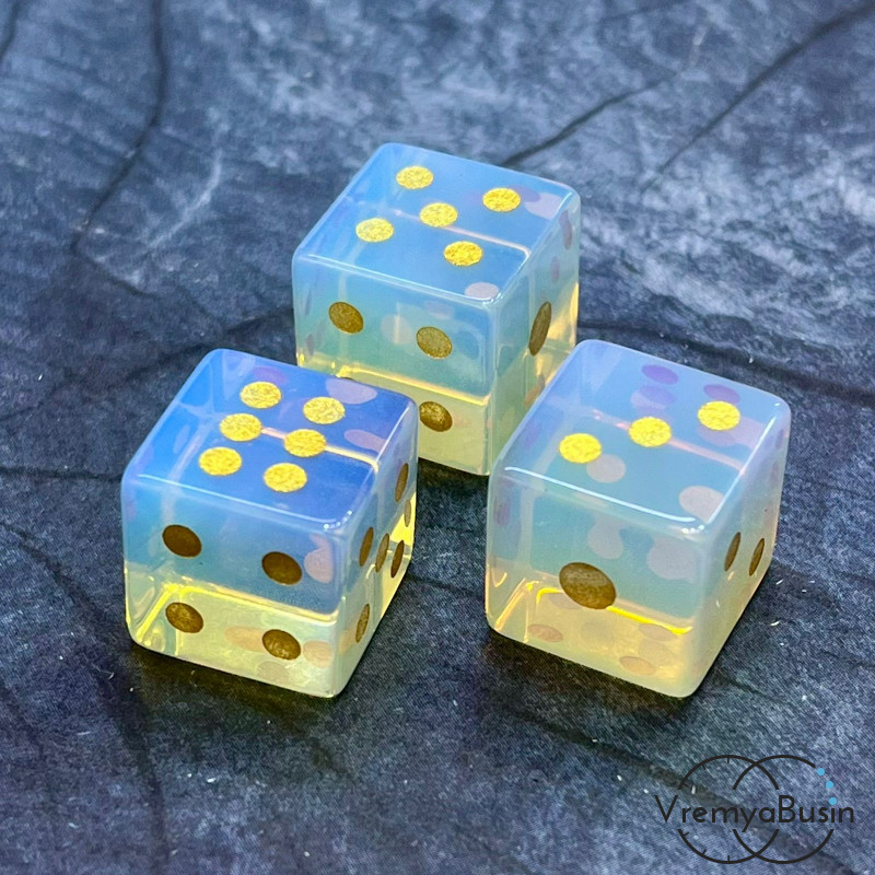 Лунный камень имит. Игральные кости из камня, кубик 15х15 мм  (1 шт.)