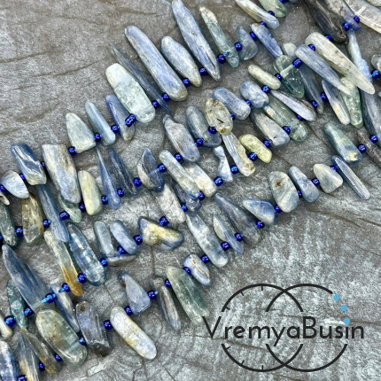 Кианит, галтовка палочки, ок. 8х15-30 мм (нить, ок.  60 шт.)