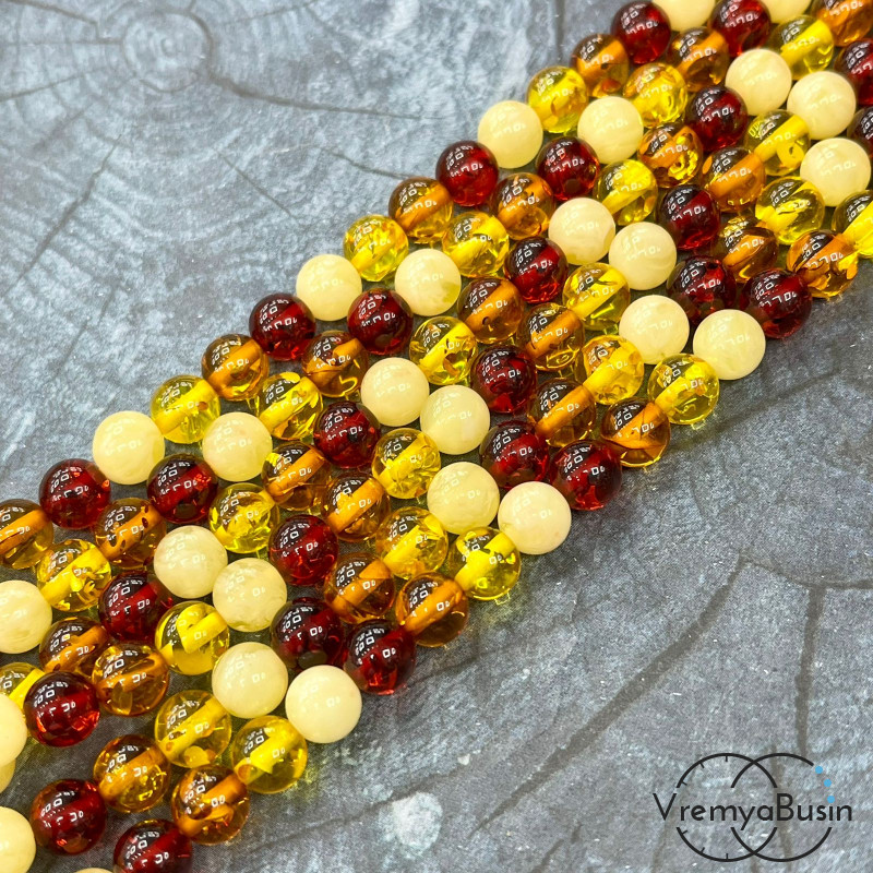 Янтарь, имит. из смолы,  бусины       шарики 8 мм   (нить, ок.   70  шт.)