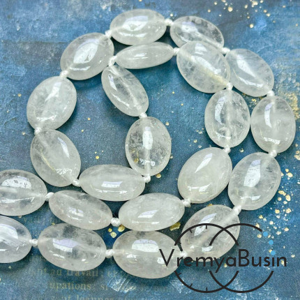 Горный хрусталь, овал плоский 13х18мм (1/2 нити, ок. 11 шт.)