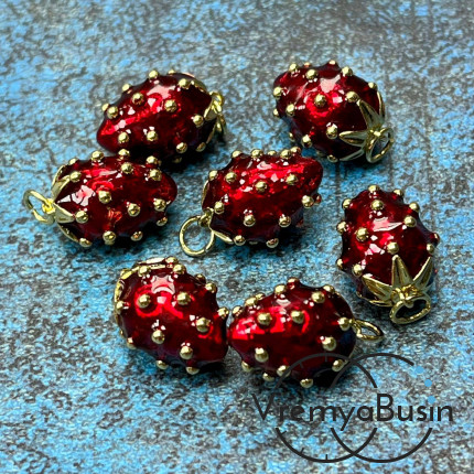 Подвеска  с эмалью "Клубничка", 12х17 мм, из латуни с позолотой, цв. красный (1 шт.)