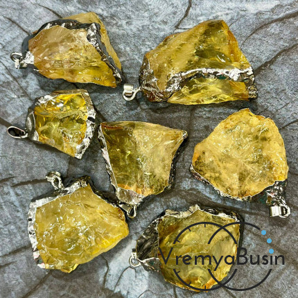 Цитрин, подвеска из скола камня в металле цв. серебро (1 шт.)