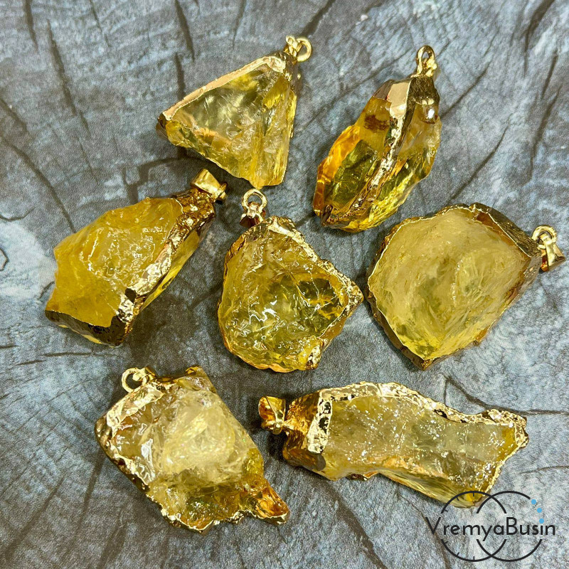 Цитрин, подвеска из скола камня в металле цв. золото (1 шт.)