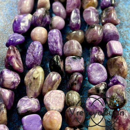 Чароит, галтовка овальная ок. 10х12 мм  (нить, ок. 35 шт.)