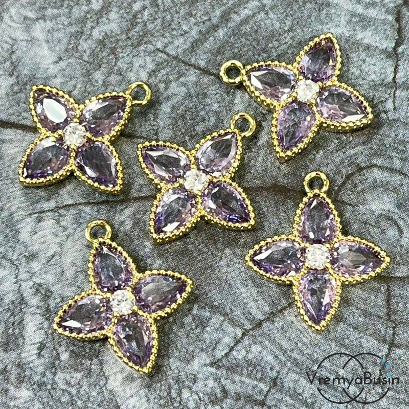 Подвеска с фианитом, цветок 16х18 мм, латунь с позолотой, цв. лиловый   (1 шт.)