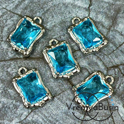 Подвеска с фианитом, прямоугольник 14х9 мм, латунь с родиевым покрытием, цв. бирюзовый   (1 шт.)