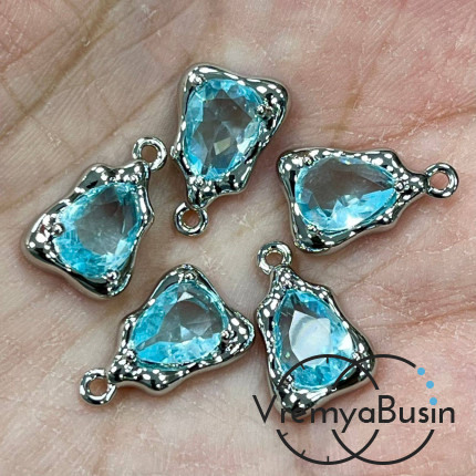 Подвеска с фианитом, капля 14х9 мм, латунь с родиевым покрытием, цв. бирюзовый  (1 шт.)