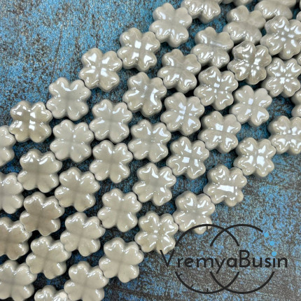 Бусина керамическая "Клевер", 12х6 мм, цв. СЕРЫЙ СВЕТЛЫЙ  (нить, ок. 30 шт.)