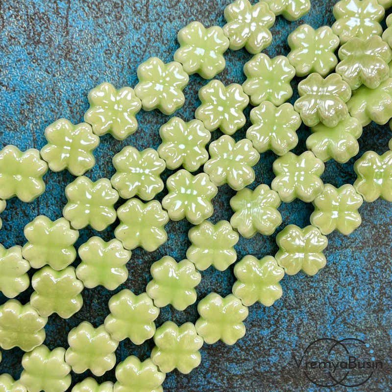 Бусина керамическая "Клевер", 12х6 мм, цв. САЛАТОВЫЙ СВЕТЛЫЙ  (нить, ок. 30 шт.)