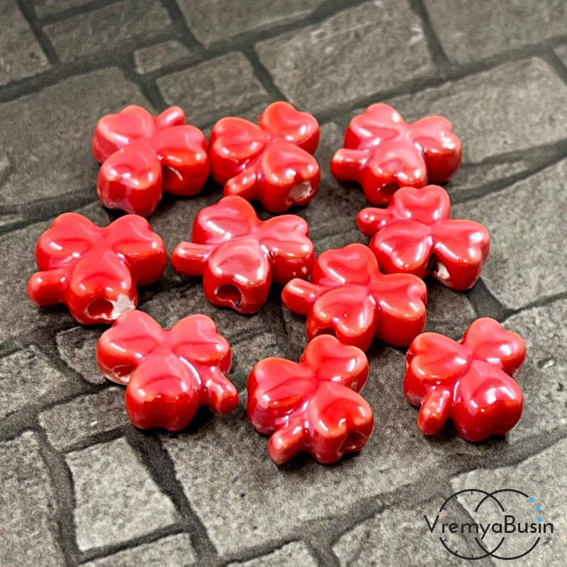 Бусина керамическая "Клевер", 10х13х5 мм, цв.  КРАСНЫЙ  (1 шт.)