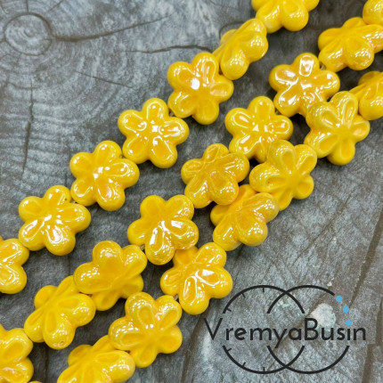Бусина керамическая "Цветочек", 6х18 мм, цв. ЖЕЛТЫЙ (1/2 нити, ок. 10 шт.)