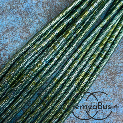 Гематит, диск изогнутый волной,4х1 мм, цв. зеленый (нить, ок. 400 шт.)