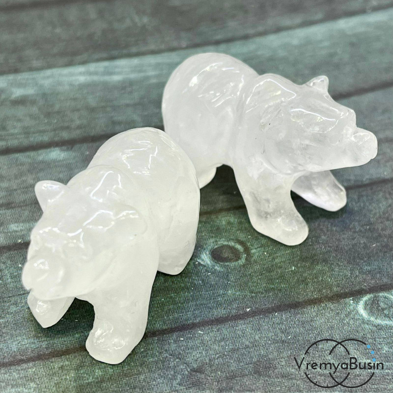 Горный хрусталь. Статуэтка из резного камня "Медведь",  ок. 40х25х20 мм  (1 шт.)