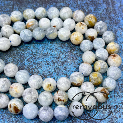 Целестин натур., шарик гладкий 10 мм (1/2 нити, ок. 19 шт.)