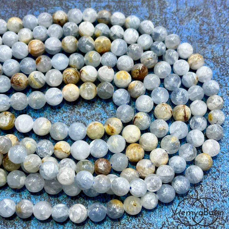 Целестин натур., шарик гладкий 6 мм (1/2 нити, ок. 32 шт.)