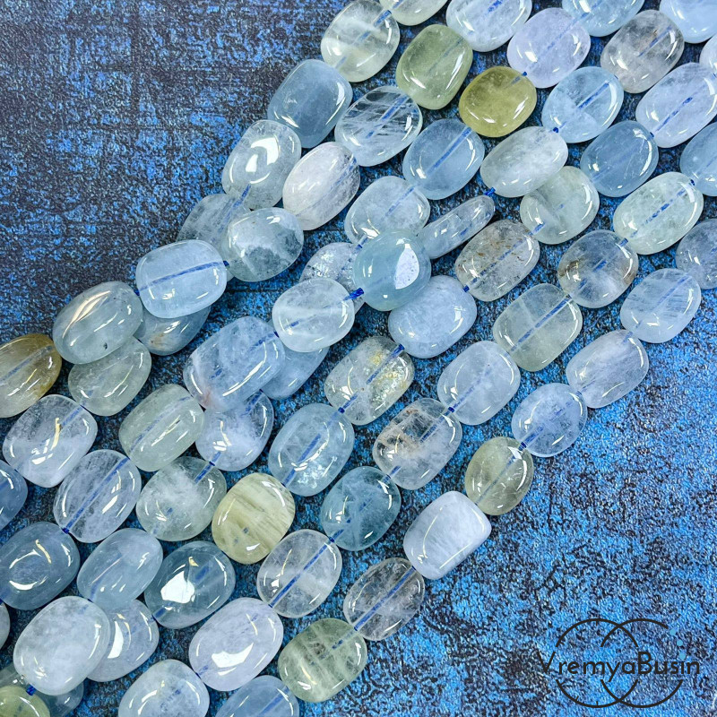 Аквамарин натур., галтовка прямоугольная ок. 12х16х7 мм (нить, ок. 26-27 шт.)