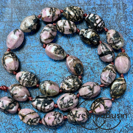 Родонит, бочонок с гранями, 14х10 мм (1/2 нити, ок. 13 шт.)