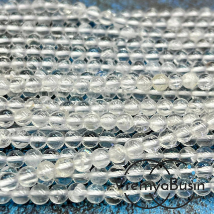 Горный хрусталь натур., бусины шарики гладкие 4 мм (1/2 нити, ок. 45 шт.)